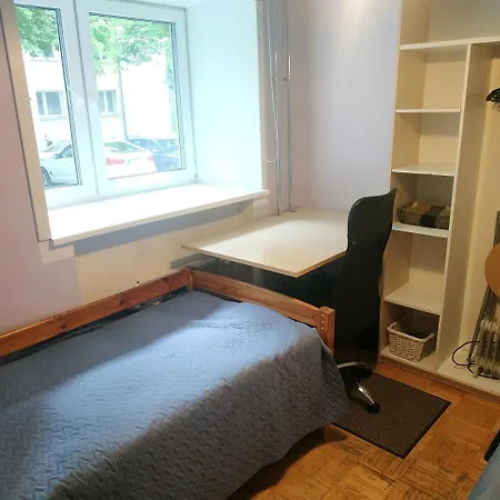 Economy Baltics - Uue Maailma 19 Tallinn