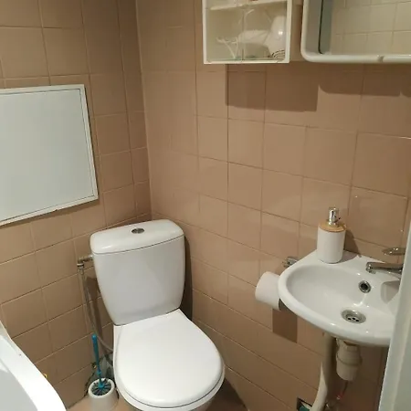 Economy Baltics - Uue Maailma 19 Apartment *